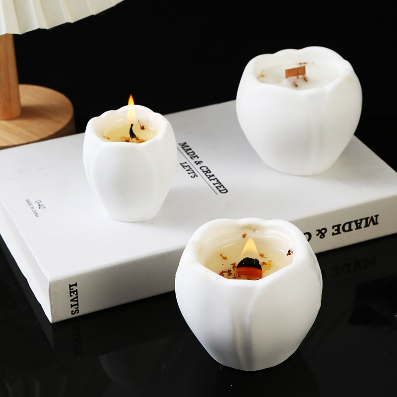 Soy Candle Fragrance Oil - เทียนอโรมาสำหรับตกแต่งบ้าน รูปทรงดอกทิวลิป กลิ่นหอมยาวนาน น้ำมันหอมระเหยธรรมชาติ รูปทรงถ้วยแมกโนเลีย